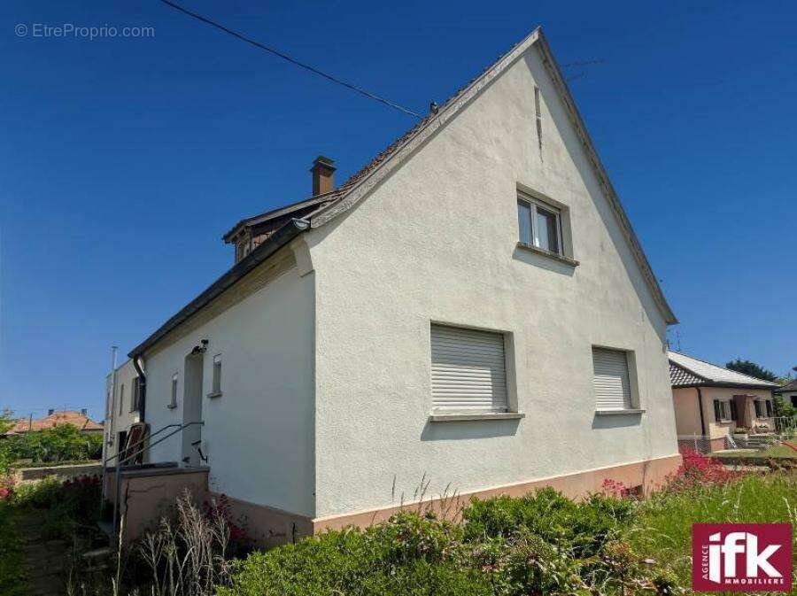 SAINTE CROIX EN PLAINE : Maison à rénover de 93m² avec 3 chambres et jardin - photo 12