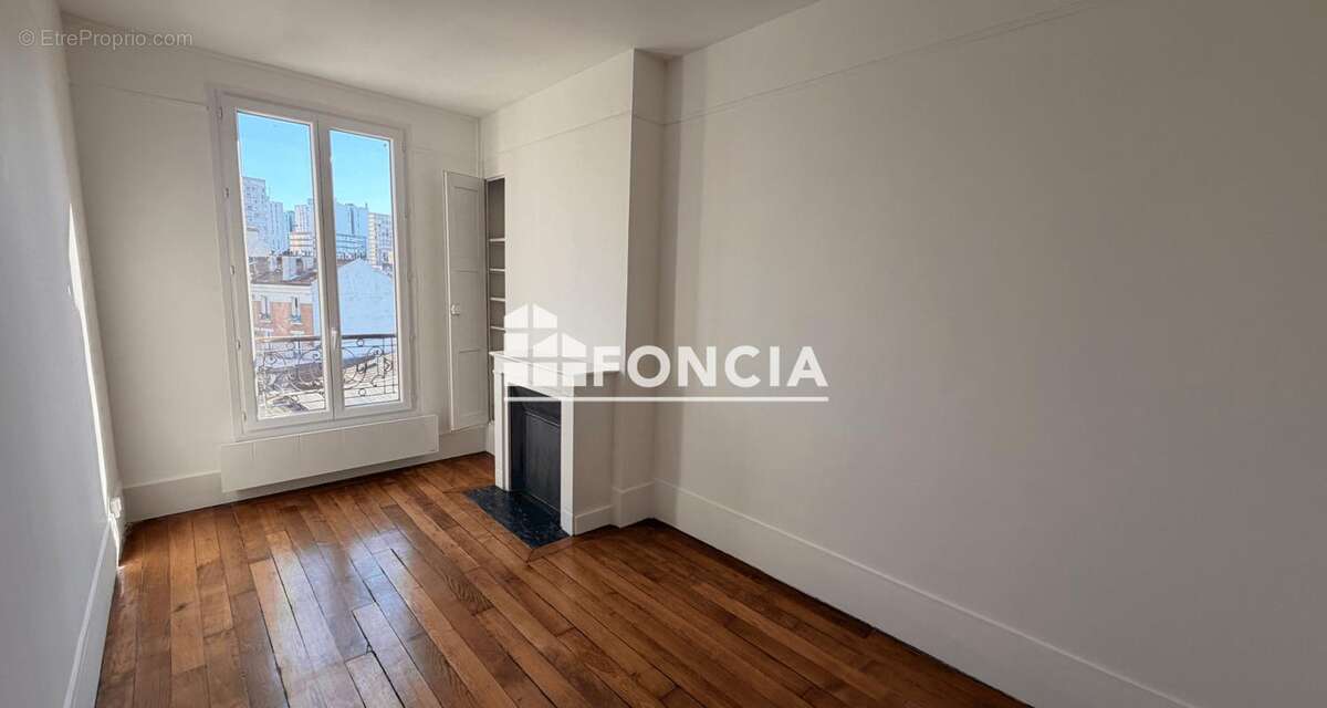Appartement à AUBERVILLIERS