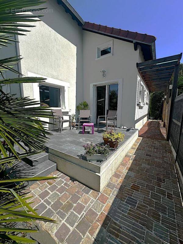 Maison à NOISEAU