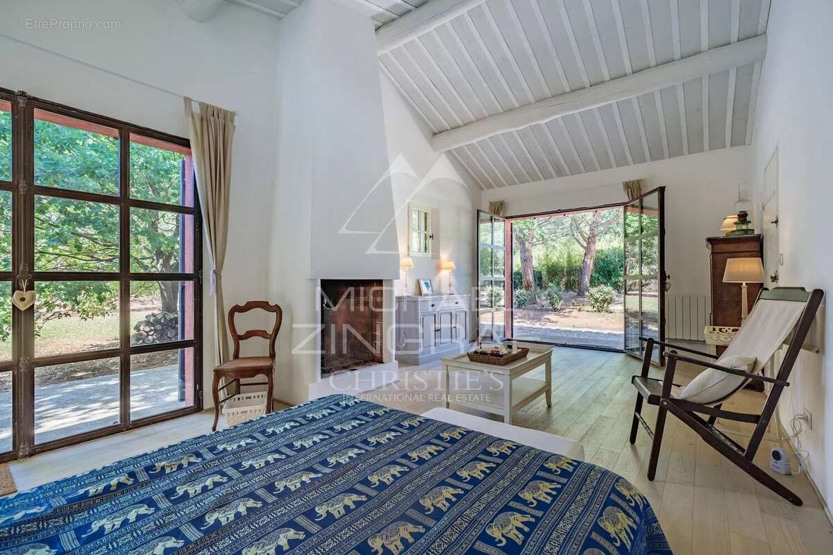 Maison à ROUSSILLON