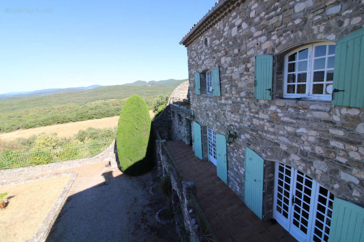 Maison à ROUSSON