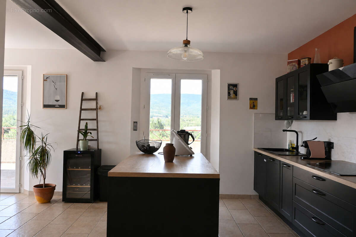 Maison familiale rénovée avec vue panoramique, terrasse et double garage   Serviès-en-Val - photo 25