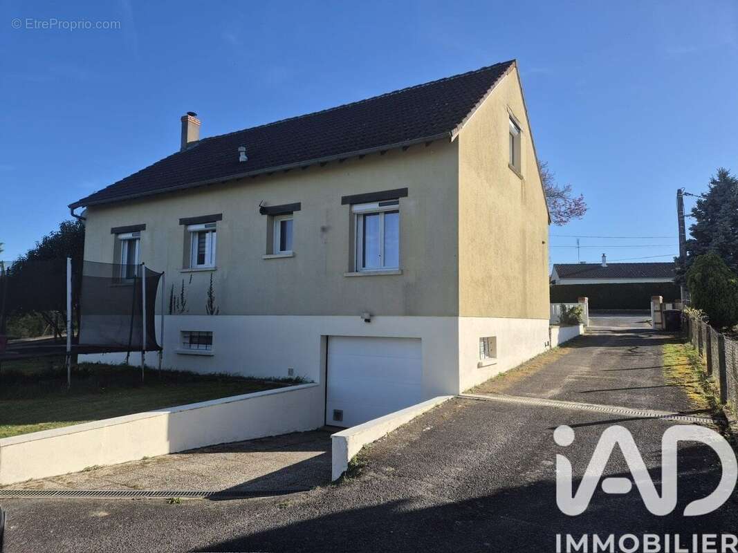 Photo 2 - Maison à SAINT-MARTIN-SUR-OCRE