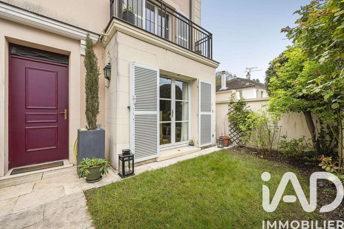 Photo 2 - Maison à MARLY-LE-ROI