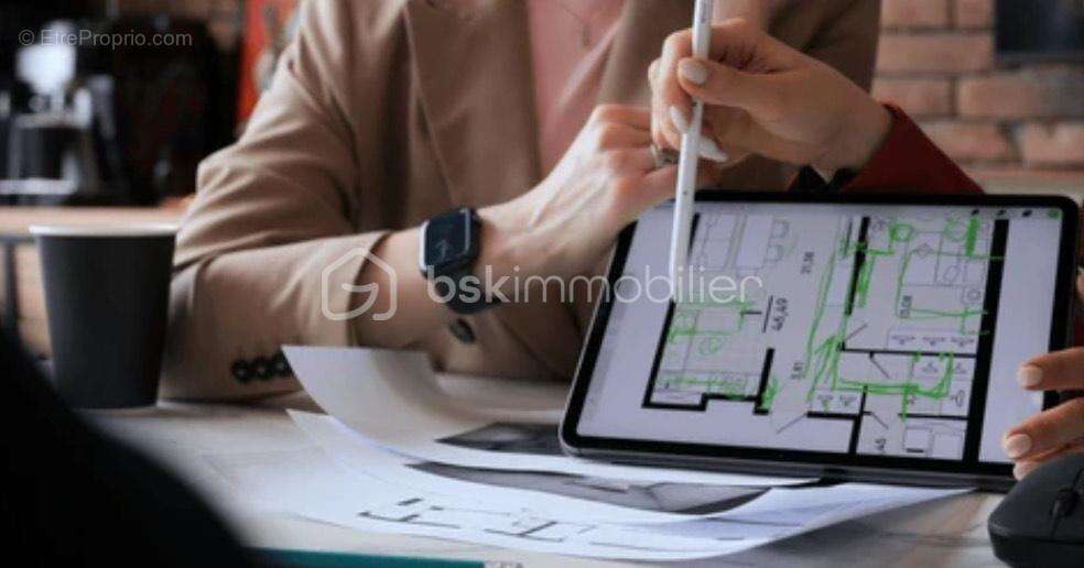 Commerce à SAINTE-EULALIE