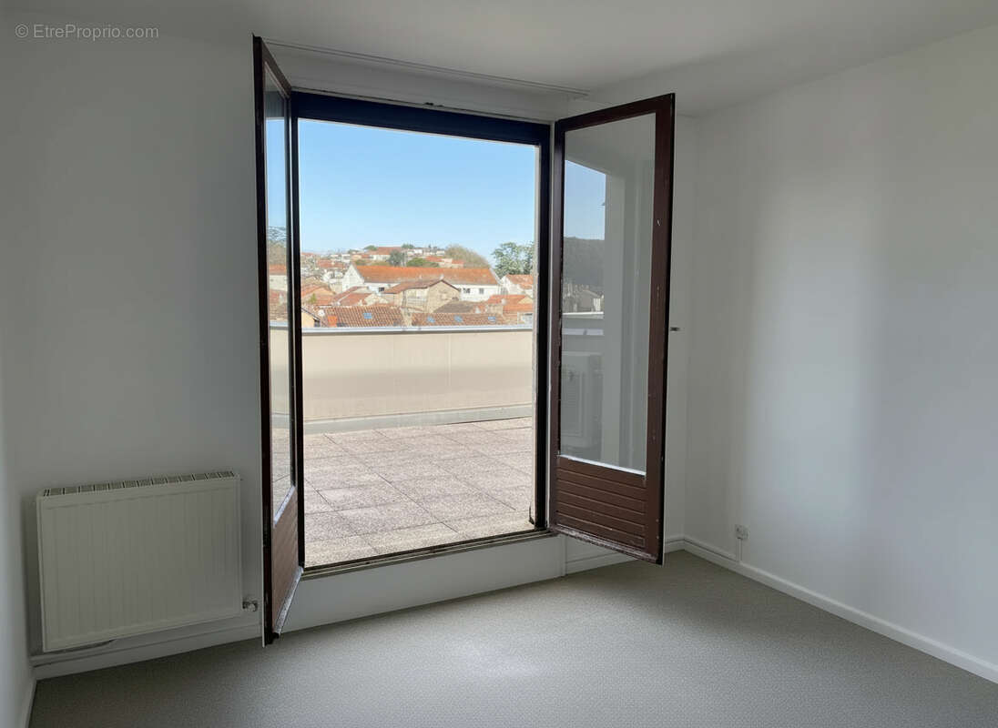 Appartement T3 avec terrasse et garage Centre-ville de Cahors - photo 3