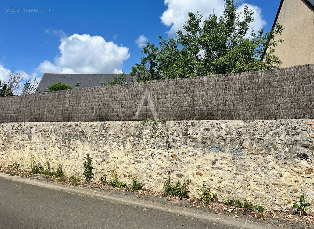 Terrain à TIERCE