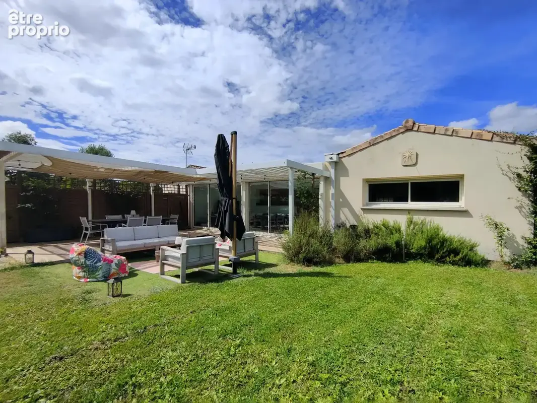 SAUCATS - Maison de 156 m² sur un terrain de 900 m² - photo 3