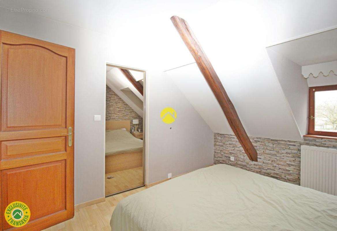 Maison à COMMENTRY