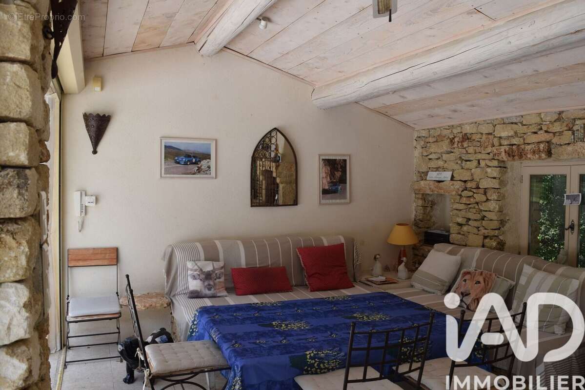 Maison 345 m² à Gordes  - photo 8