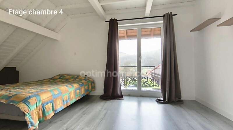 Maison à LE THILLOT