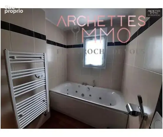Maison 110 m² à Arches  - photo 8
