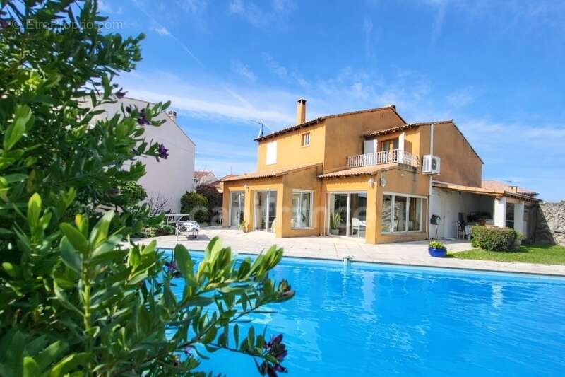 Maison à MIRAMAS