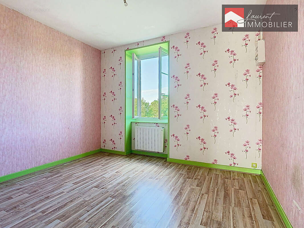 Maison à PONT-DE-VAUX