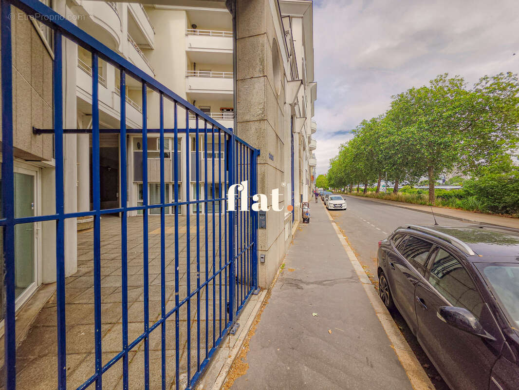 Duplex T2  54 m2/ 5e et dernier étage / Quai Magellan - photo 22
