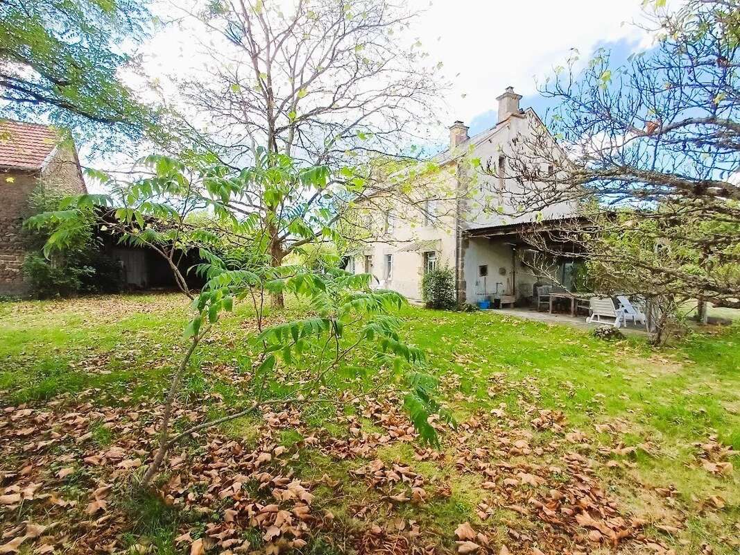 Maison à CHENERAILLES