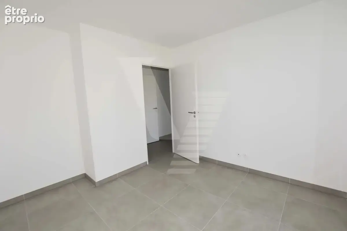 Appartement T3 avec grande terrasse proche gare - photo 7