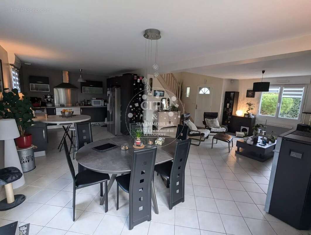 Maison à BLANGY-TRONVILLE