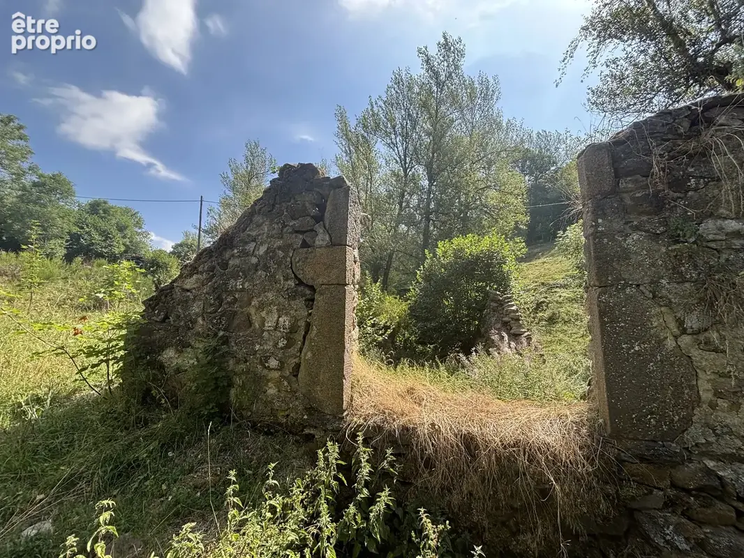 Exclusivité - terrain de 1 716 m² avec deux ruines en pierre - photo 5