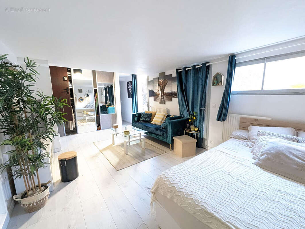 Appartement à FONTENAY-SOUS-BOIS