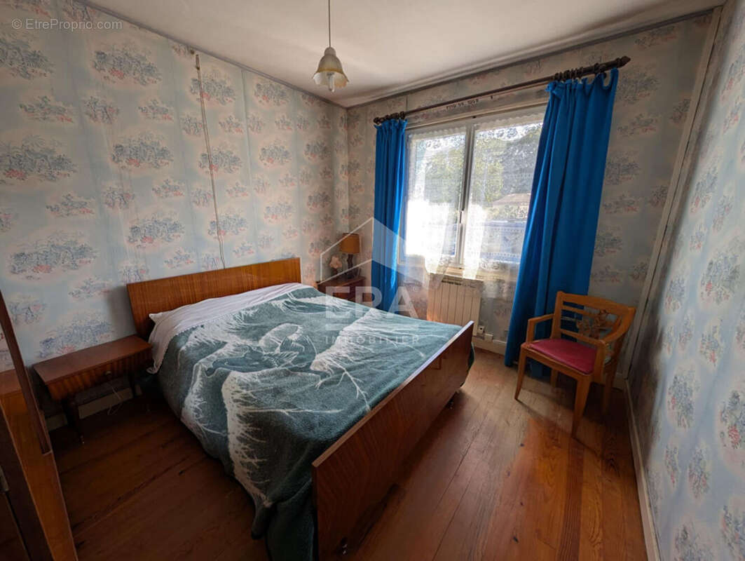 Maison à MONTPON-MENESTEROL