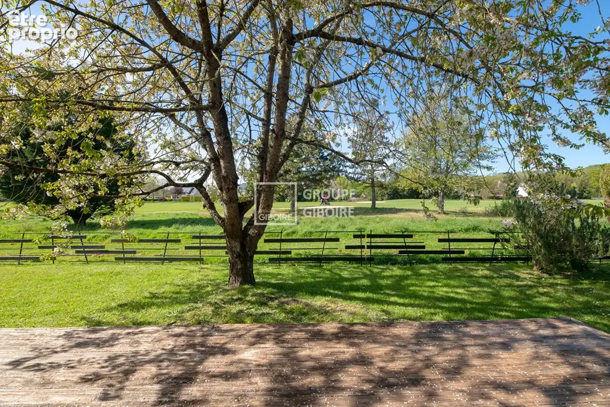 A VENDRE - Agence GIBOIRE - EXCLUSIVITÉ - Maison Type 6 d'environ 110 m² - BRUZ - Vue sur le Golf de Cicé Blossac - Rennes métro - photo 2