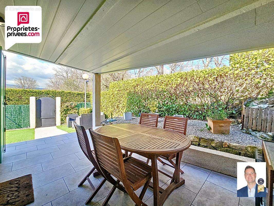 Maison à SAINT-CEZAIRE-SUR-SIAGNE