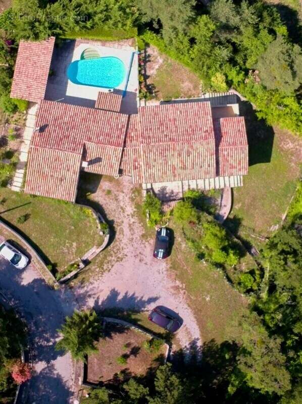 Maison à CASTELLANE