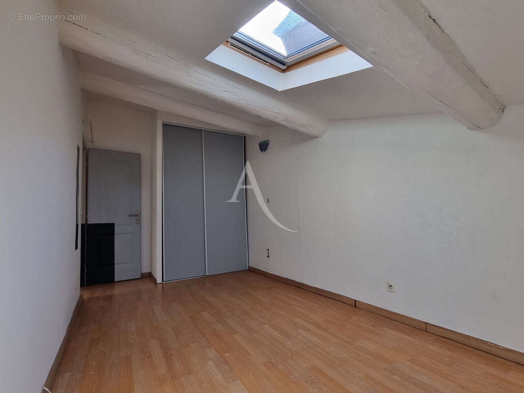 Maison à COURSAN