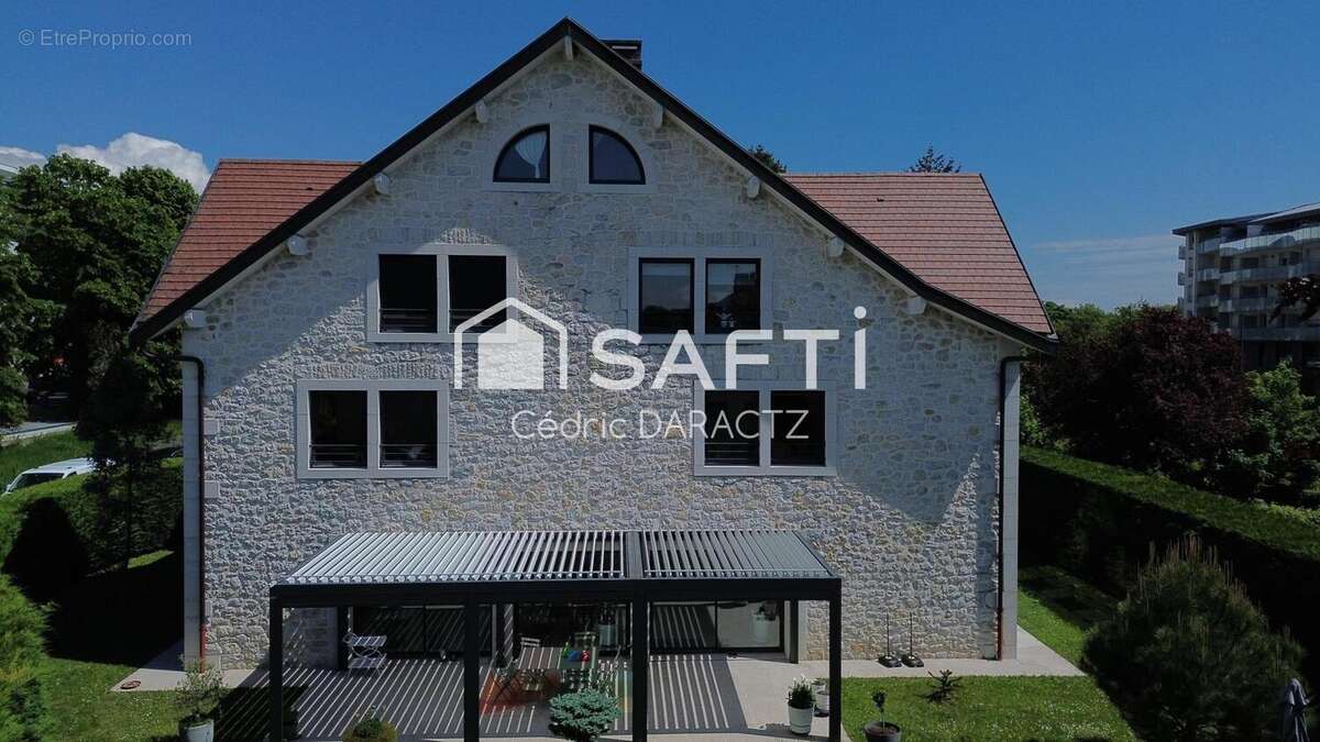Photo 6 - Appartement à SAINT-GENIS-POUILLY