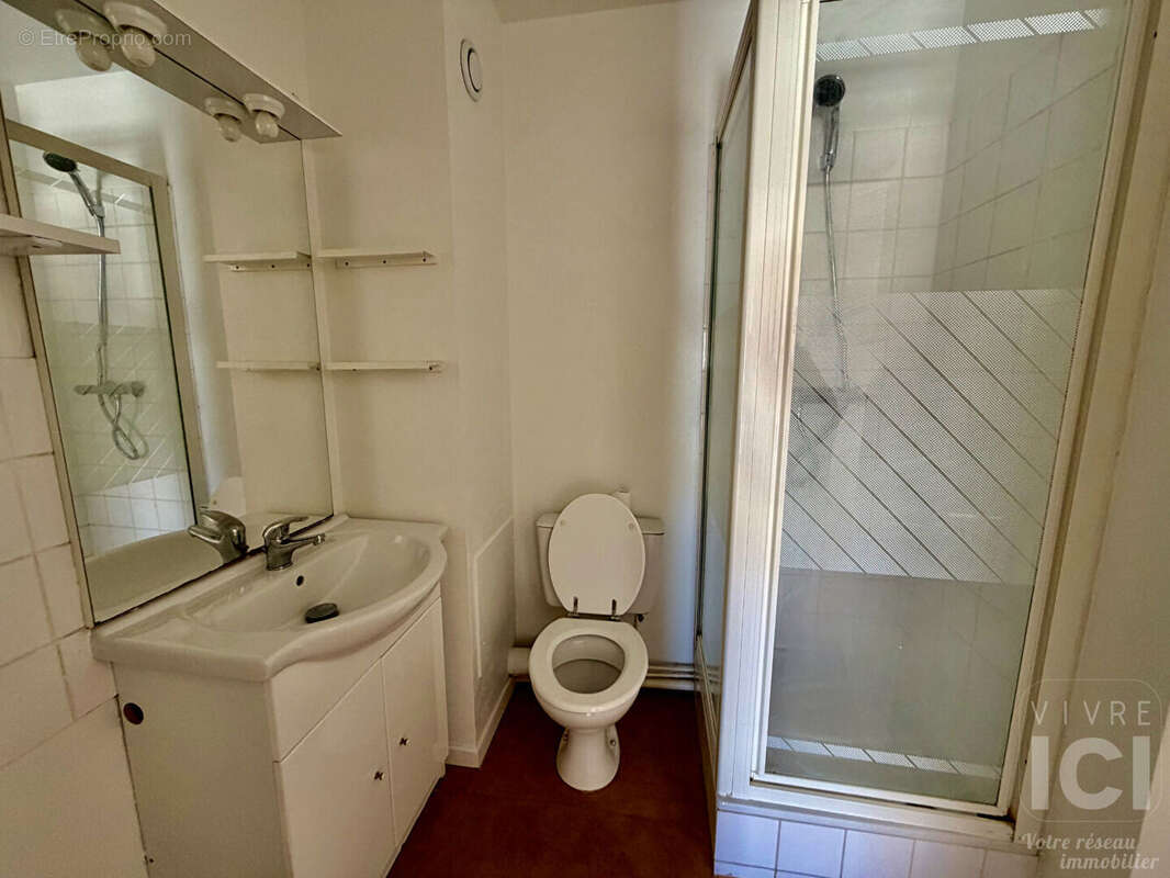 Appartement 2 pieces 35m² - madelaine -champ de mars - box sous sol - photo 8