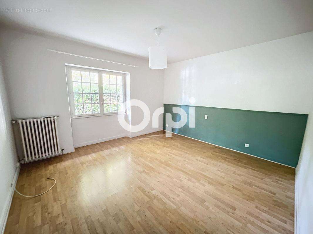 Maison à BRIVE-LA-GAILLARDE