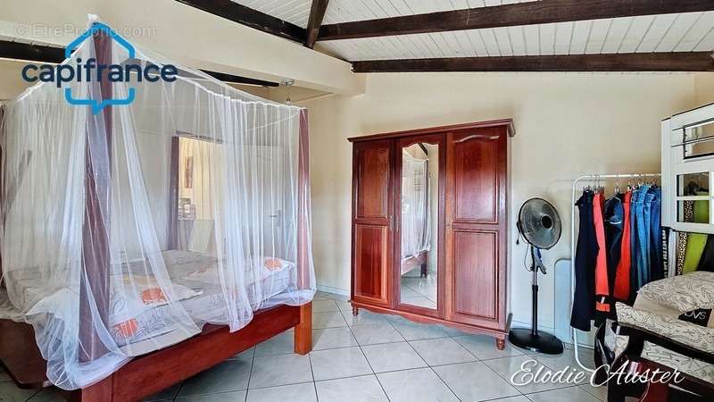 Maison à SAINTE-ROSE