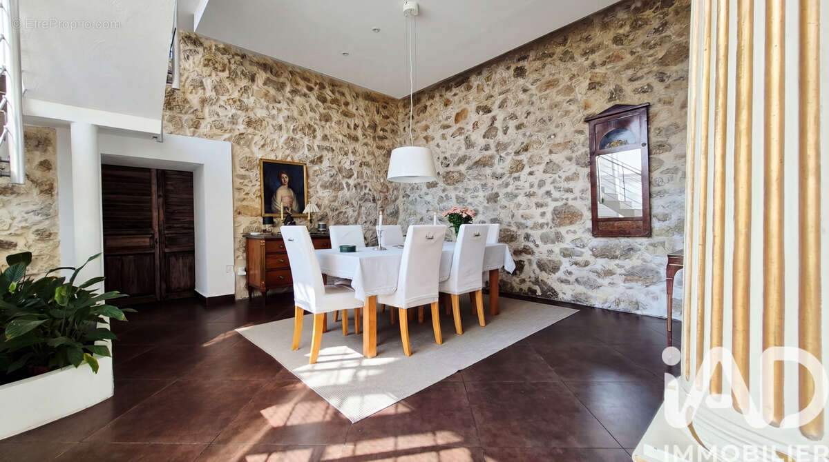 Photo 4 - Maison à GILETTE