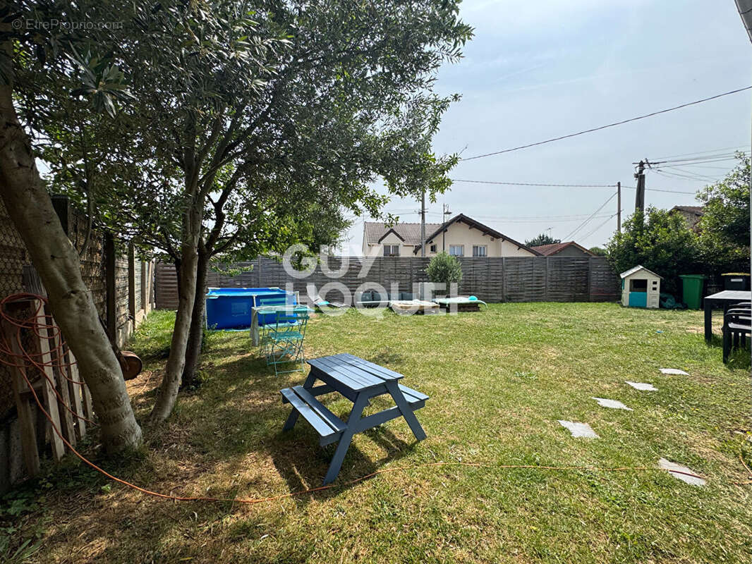 Maison à SAVIGNY-SUR-ORGE