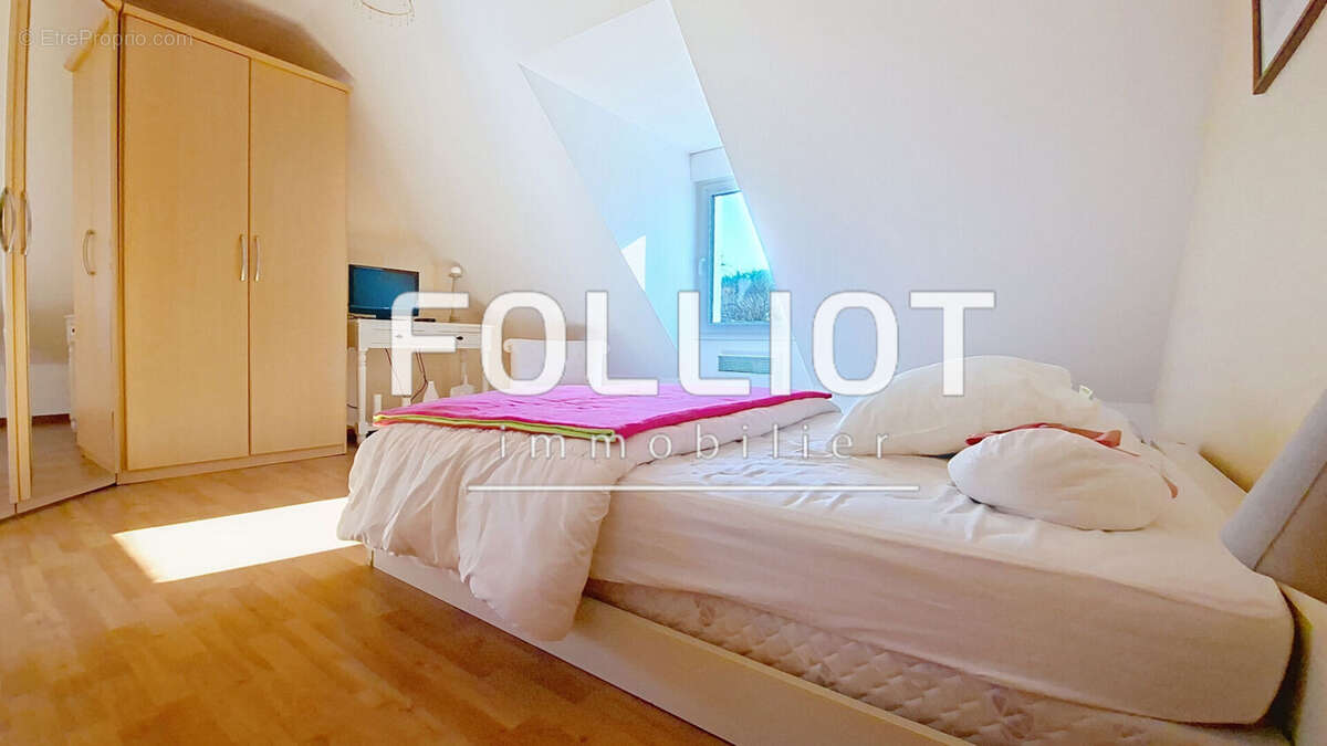 Maison à VILLEDIEU-LES-POELES