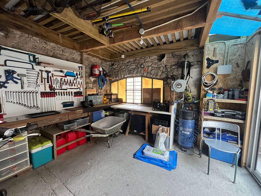 Maison à CASCASTEL-DES-CORBIERES