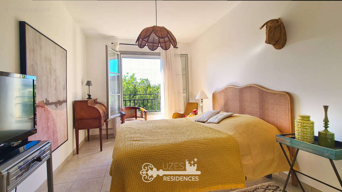 Appartement à UZES