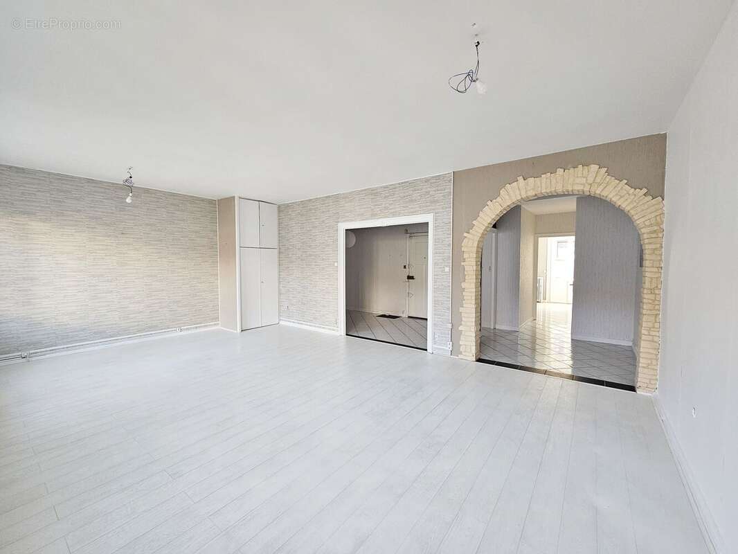 Photo 2 - Appartement à SAINT-ETIENNE