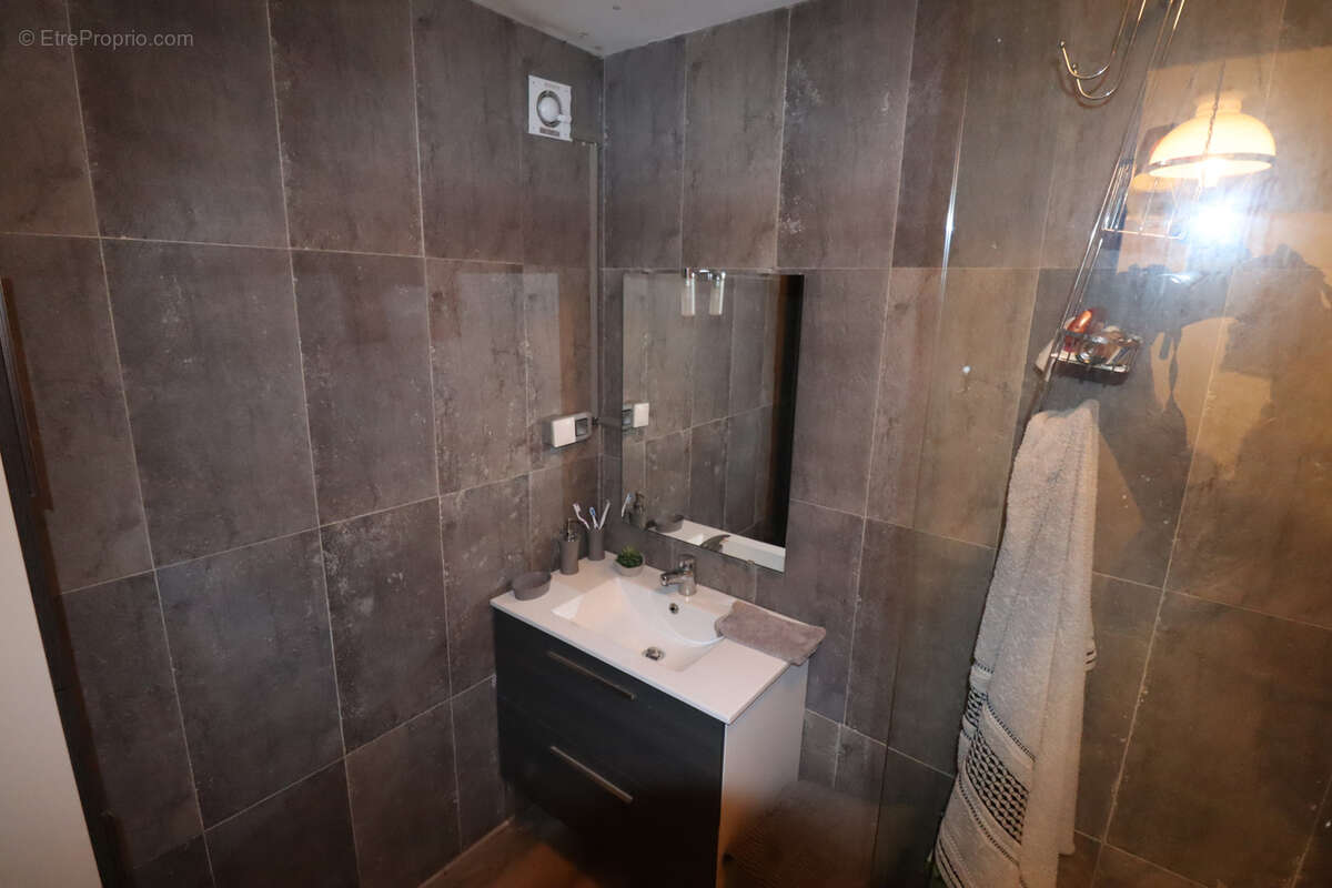 Appartement à VILLARS-COLMARS