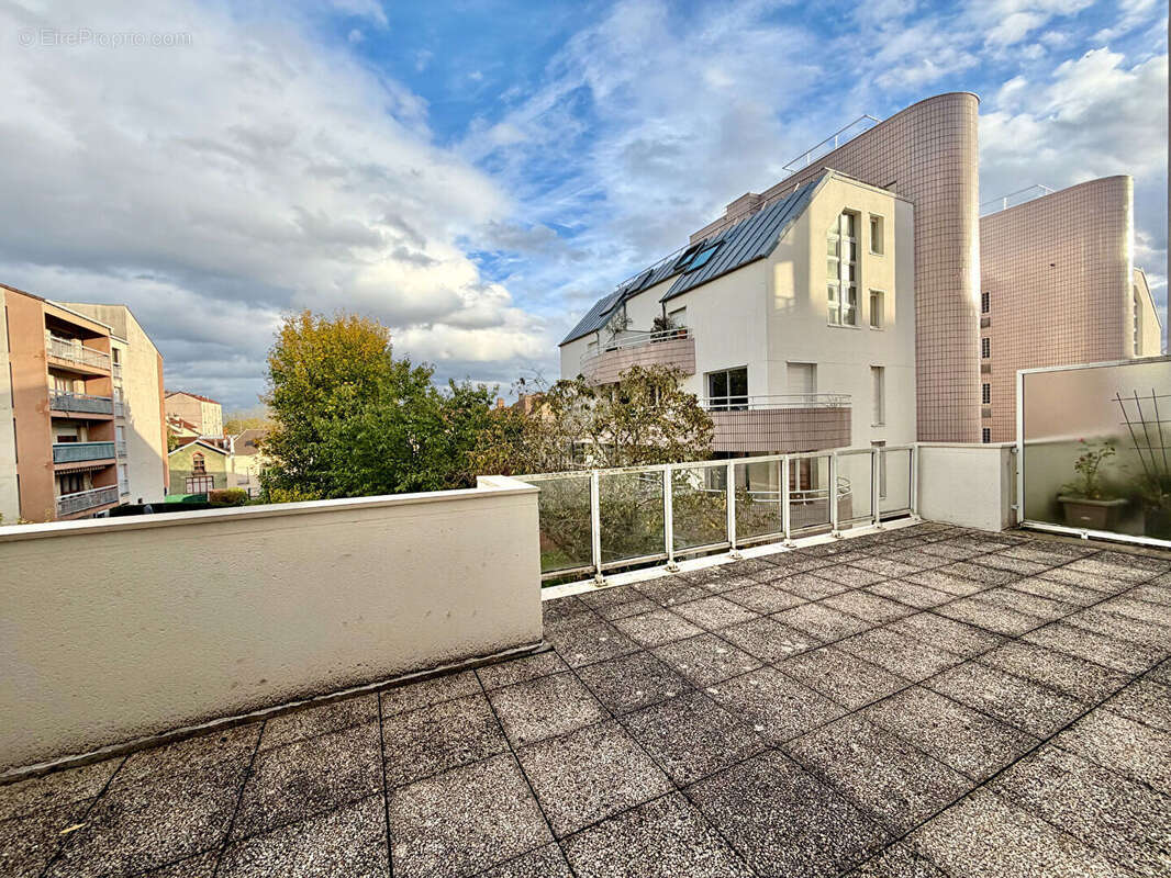 Appartement à ERMONT