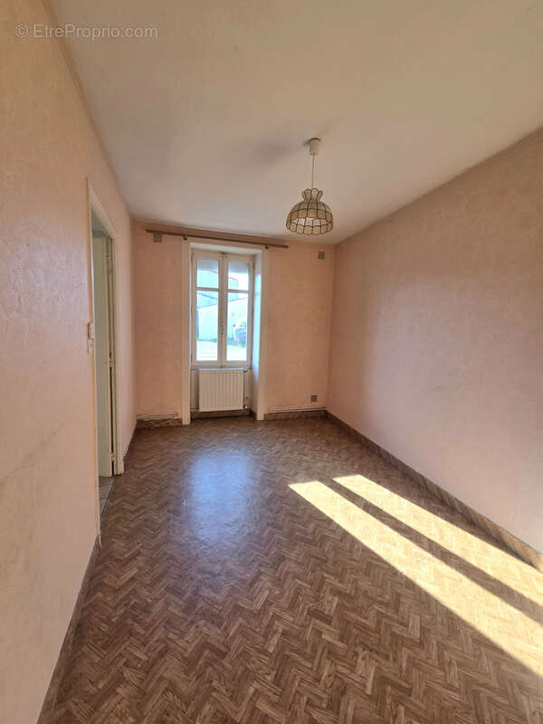 Maison à LA HAIE-FOUASSIERE