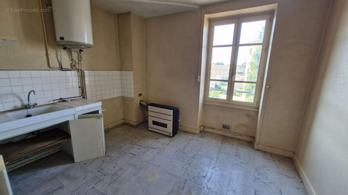 Appartement à CHARLIEU