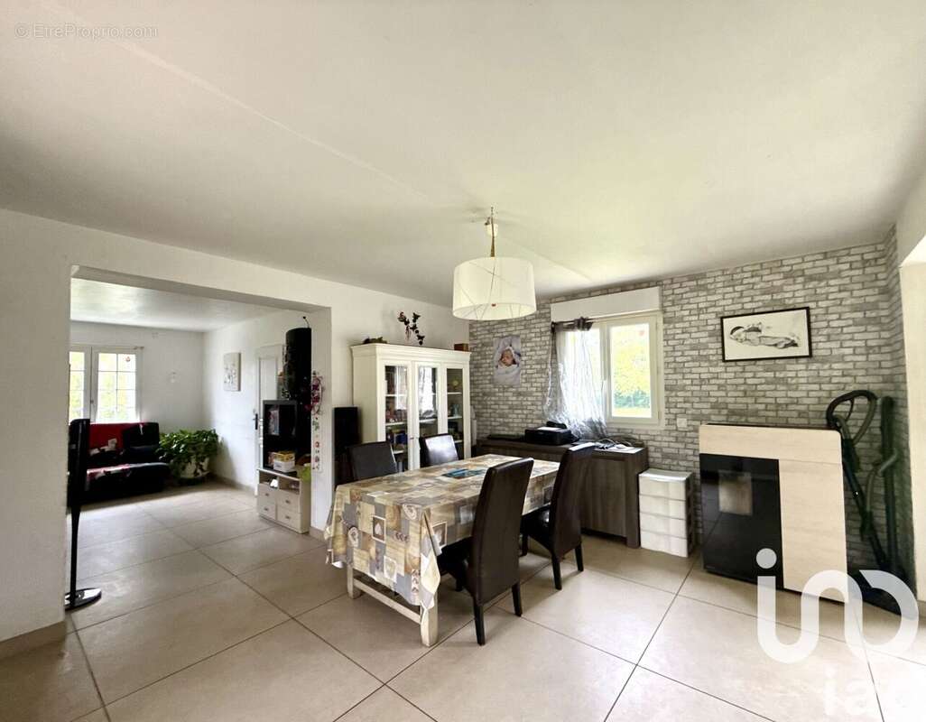 Photo 4 - Maison à BEAUNE-LA-ROLANDE