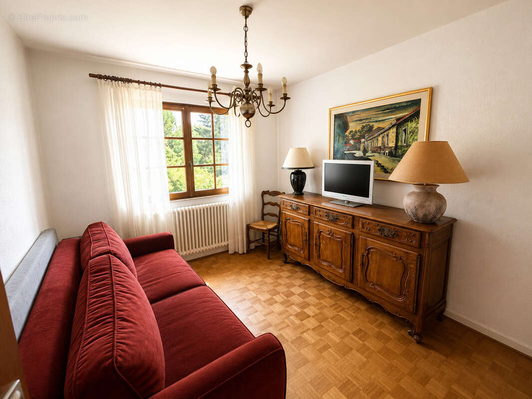 Vetraz-monthoux   maison familiale de 162 m2 au cœur du village - photo 7