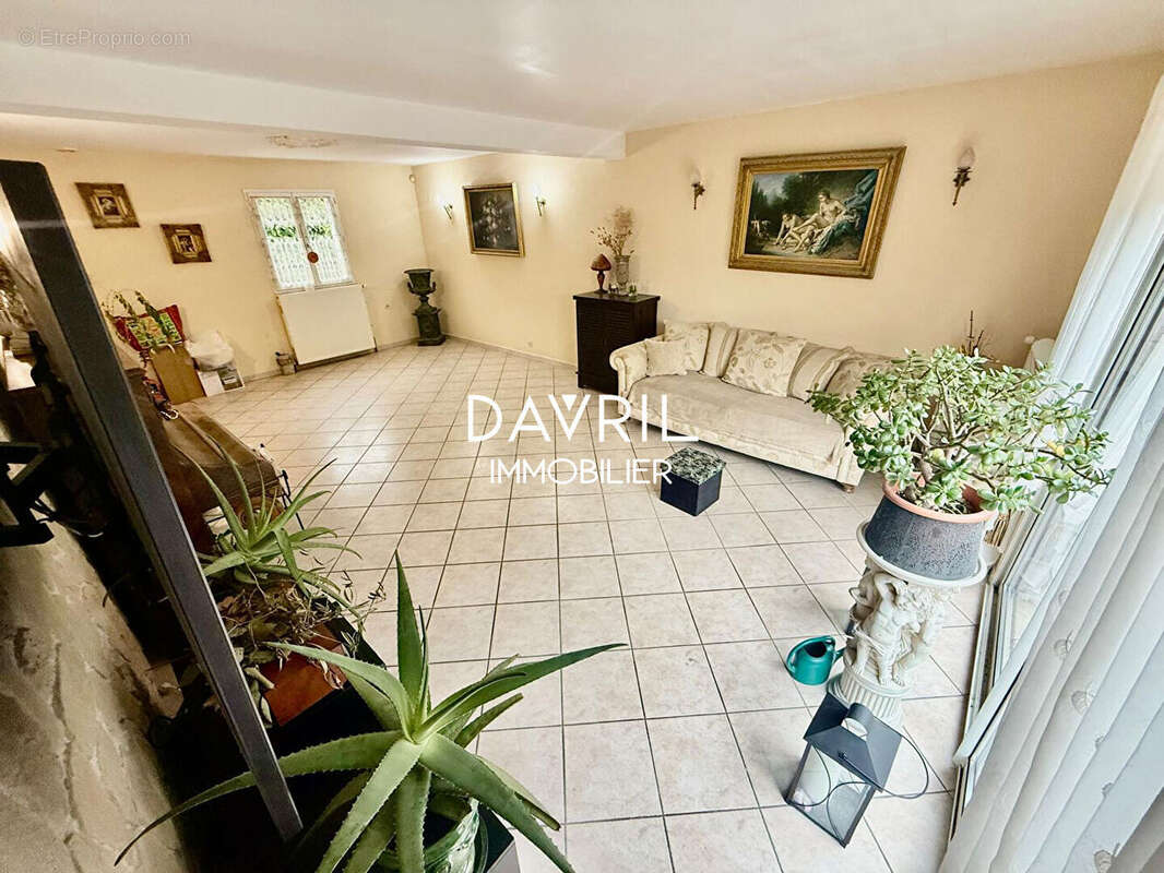 Maison à CONFLANS-SAINTE-HONORINE