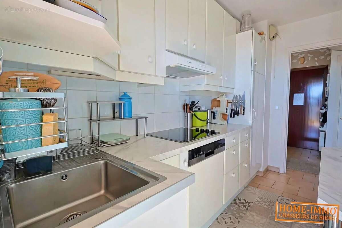 Appartement à VALLAURIS