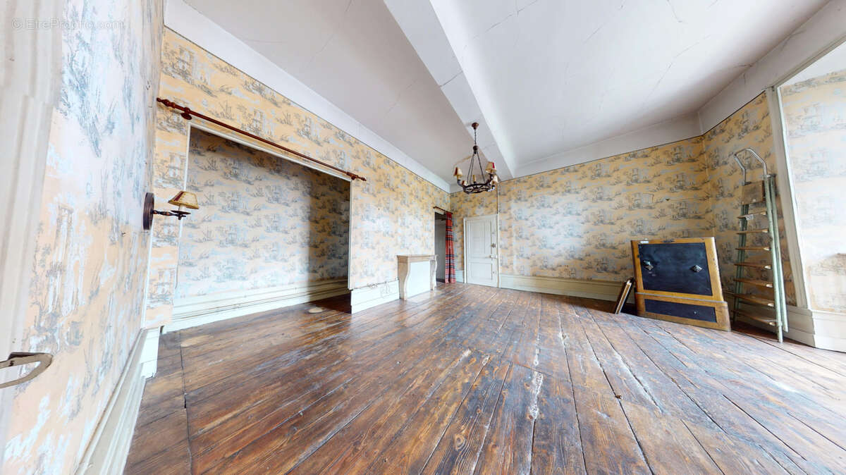 Appartement à ORCHAMPS