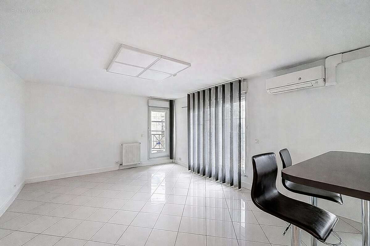Appartement à MAISONS-ALFORT