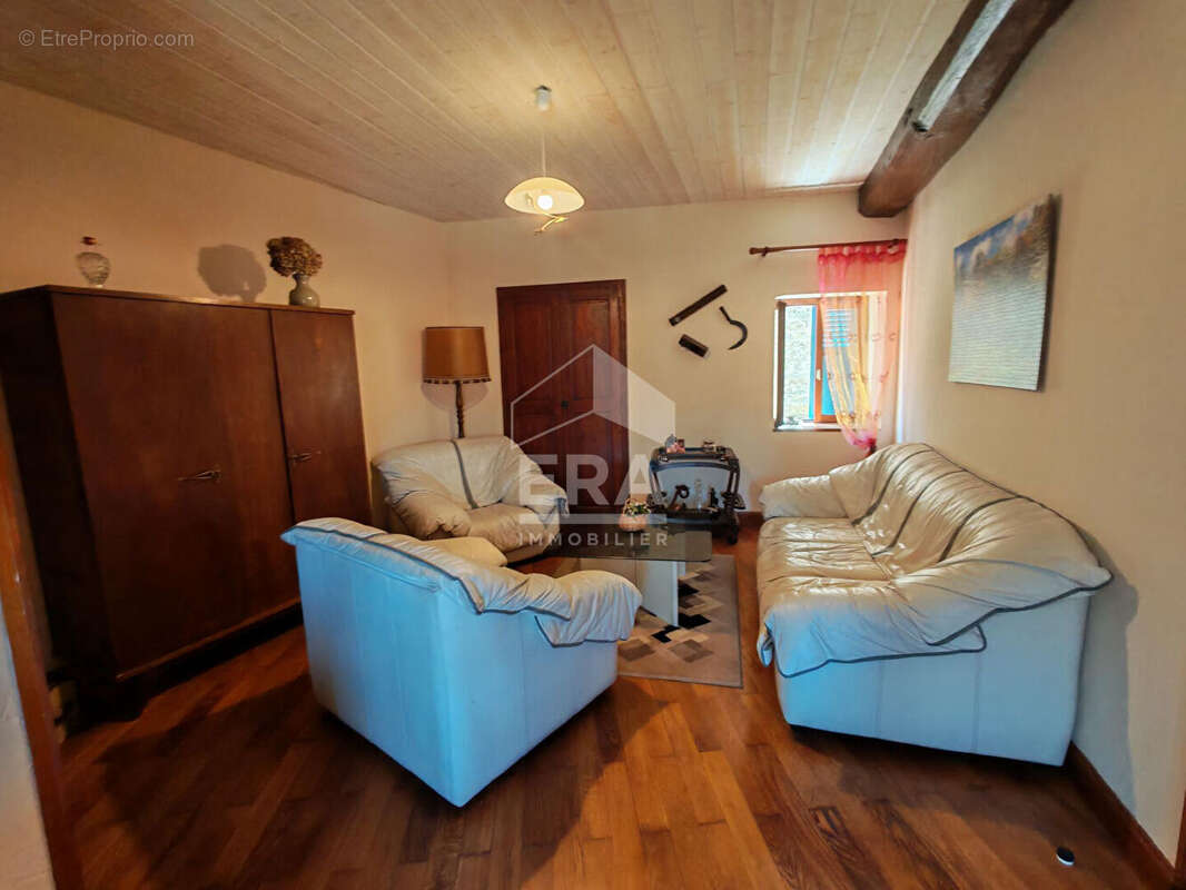 Maison 140m² à vertrieu - photo 9